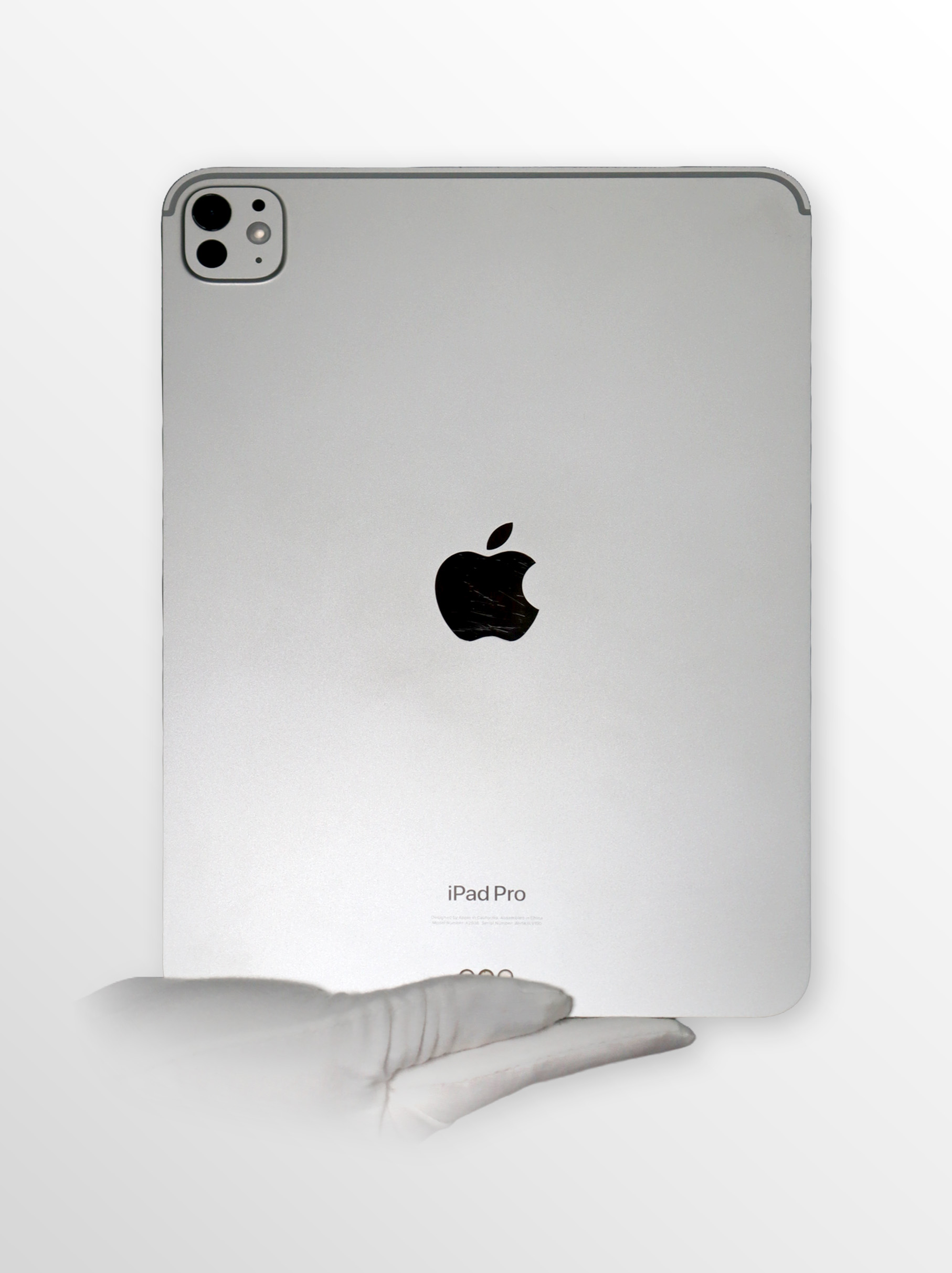 iPad B grade cosmetic condition example 5
