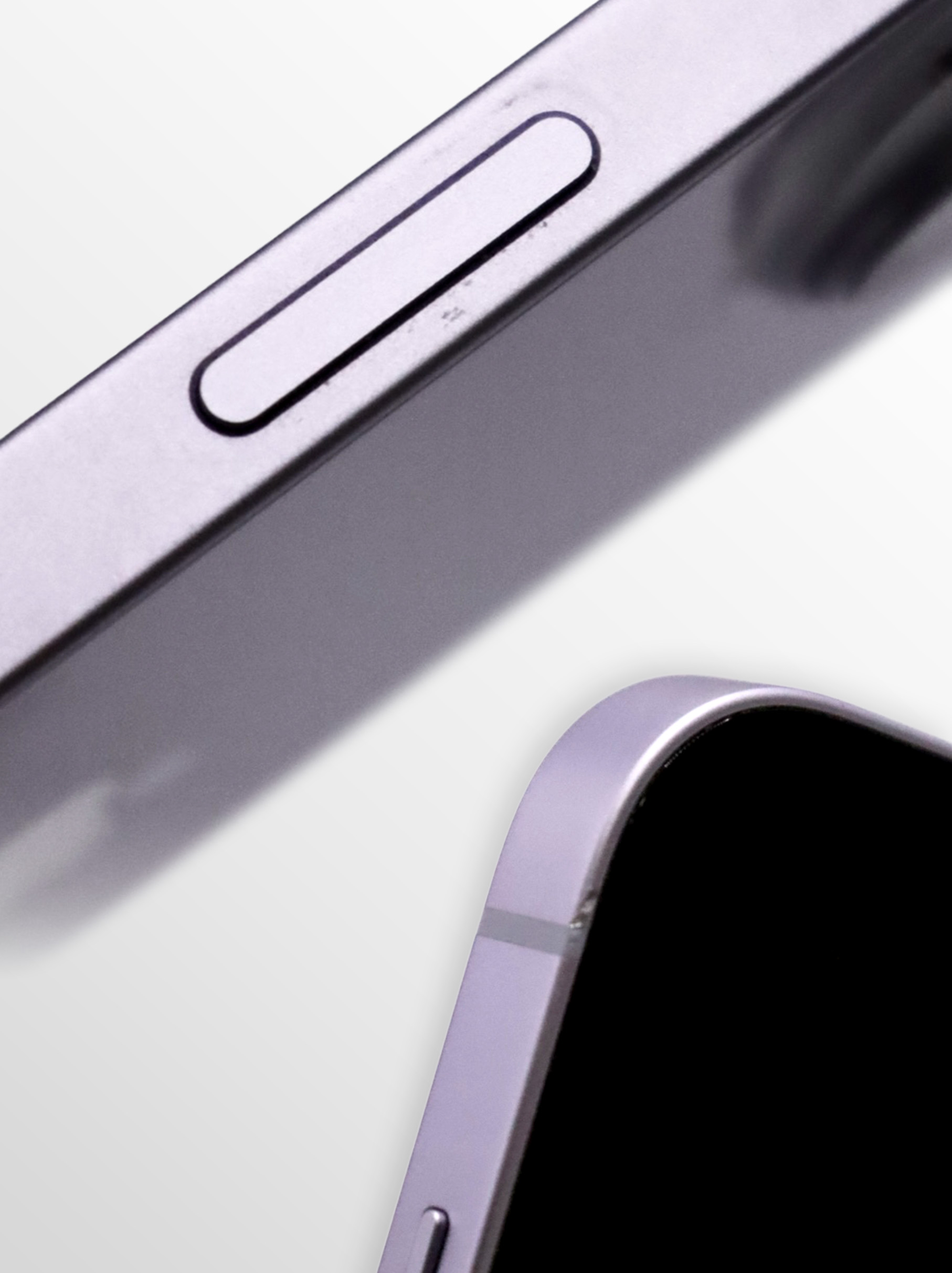 iPhone AB+ grade cosmetic condition example 4